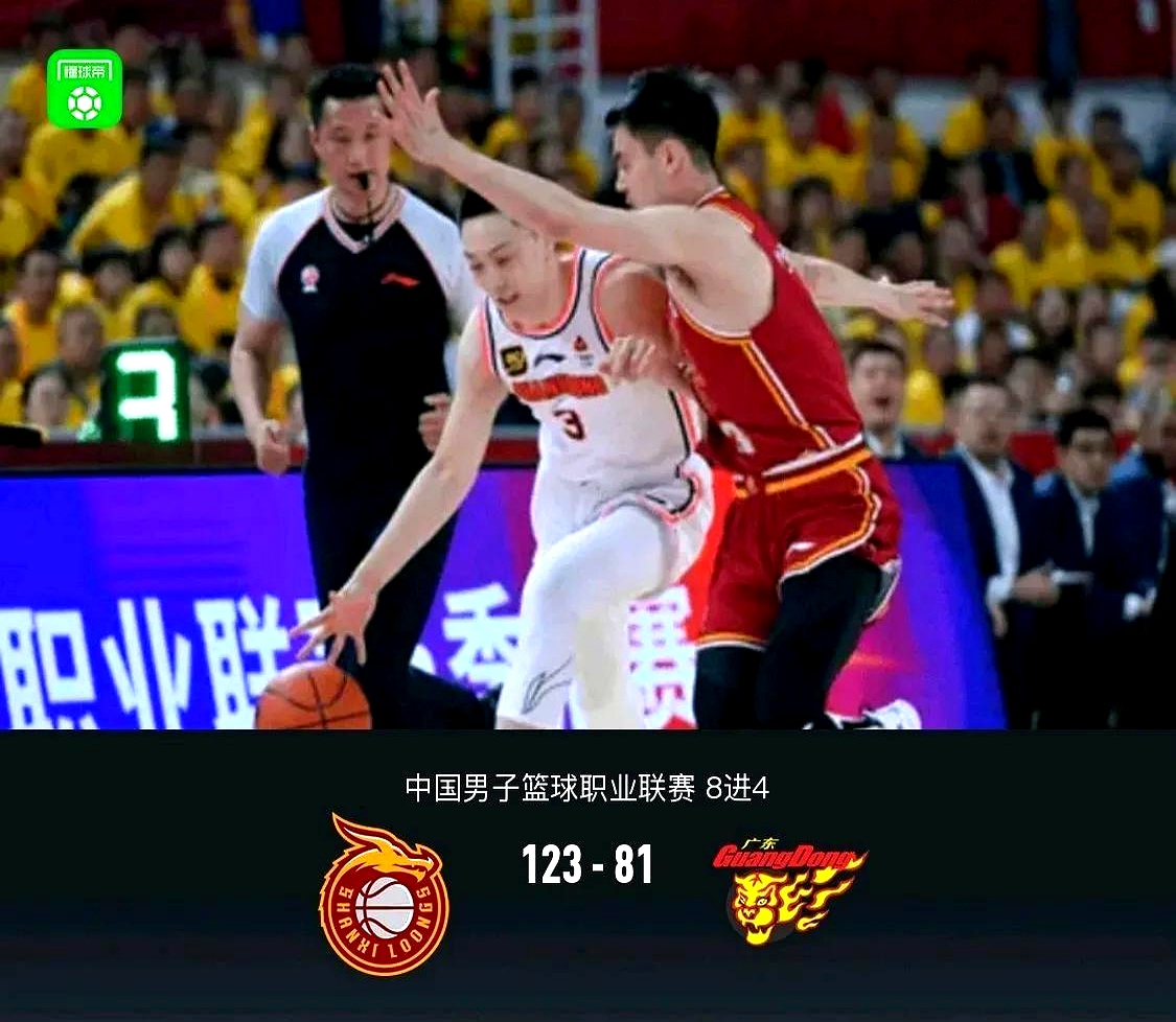 包含转会期CBA季后赛传出新动向；瓦伦西亚战术微调；管理层表态——震撼外界；阵容厚度经受考验的词条