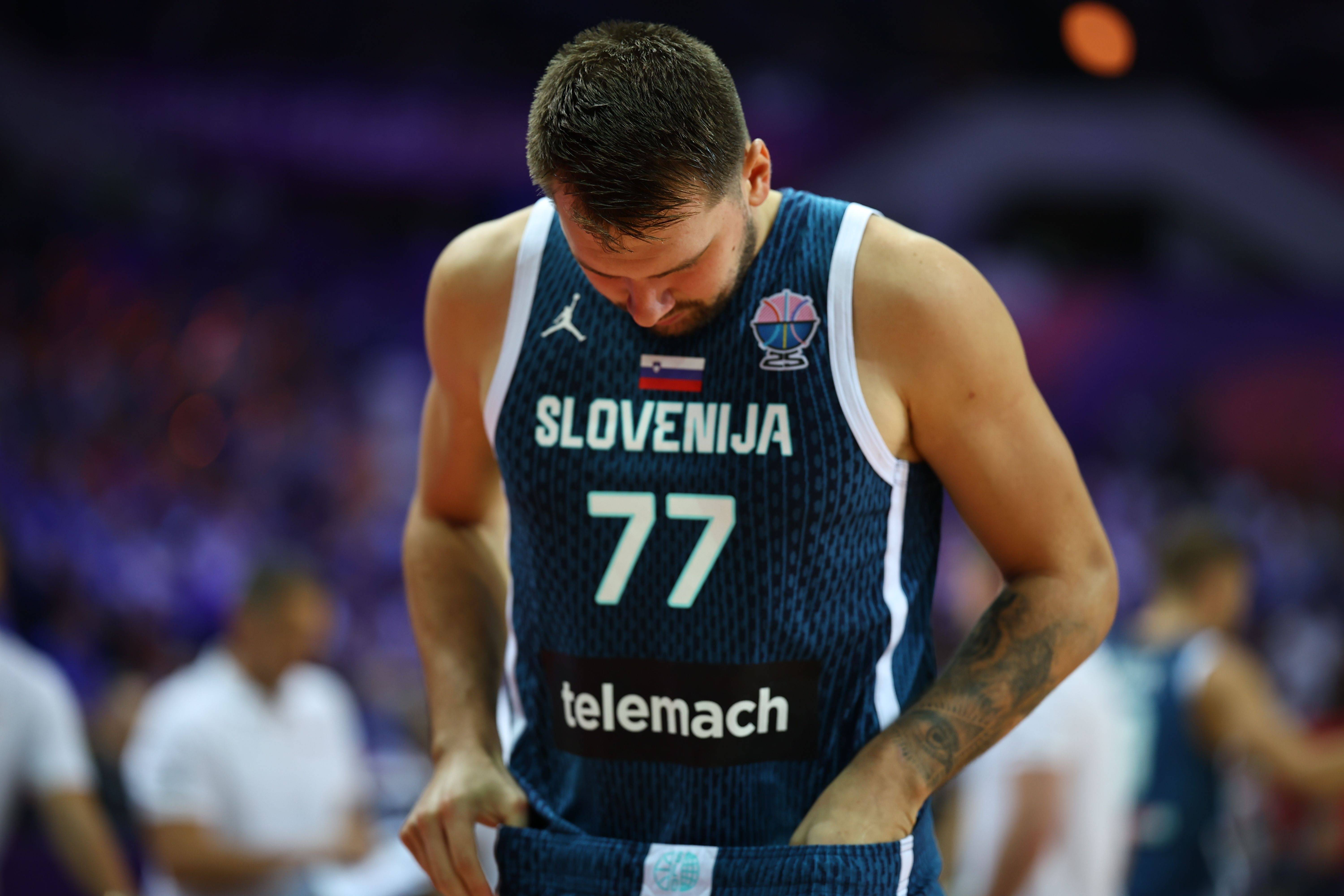 加时末段NBA常规赛焦点战，新奥尔良鹈鹕遗憾出局，球迷炸锅，训练强度明显提升的简单介绍